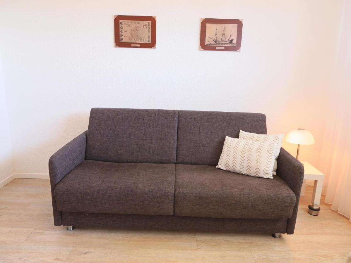فيسترلاند Einfaches 2-Zimmer-Appartement Mit Balkon. المظهر الخارجي الصورة