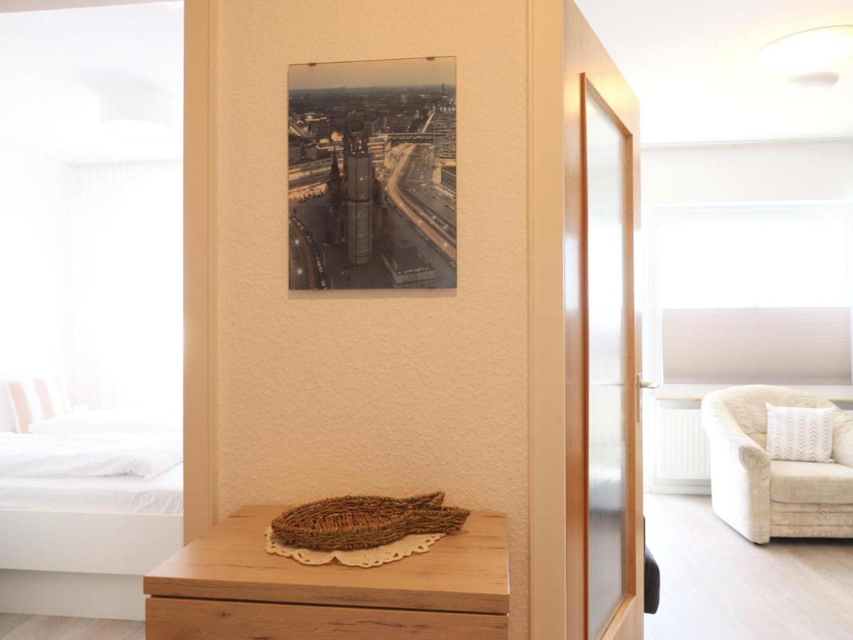 فيسترلاند Einfaches 2-Zimmer-Appartement Mit Balkon. المظهر الخارجي الصورة
