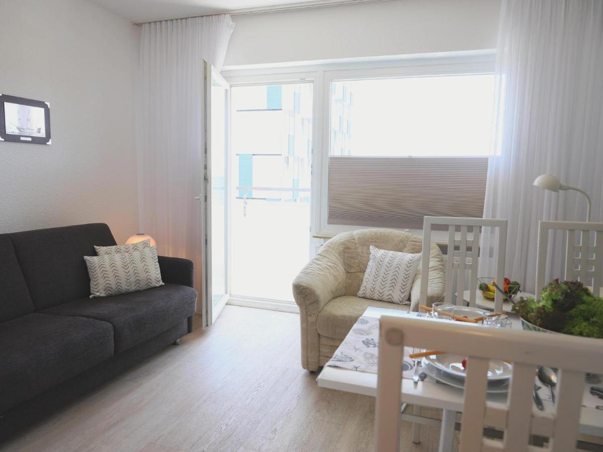 فيسترلاند Einfaches 2-Zimmer-Appartement Mit Balkon. المظهر الخارجي الصورة